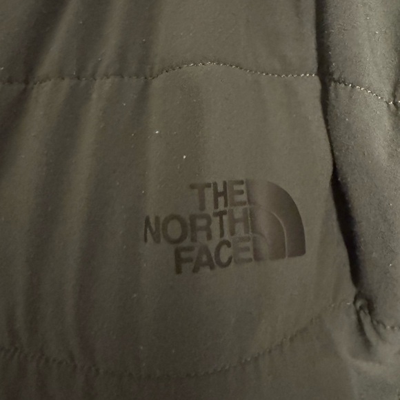 The North Face Black Quilted Jacket - Picture 2 of 13